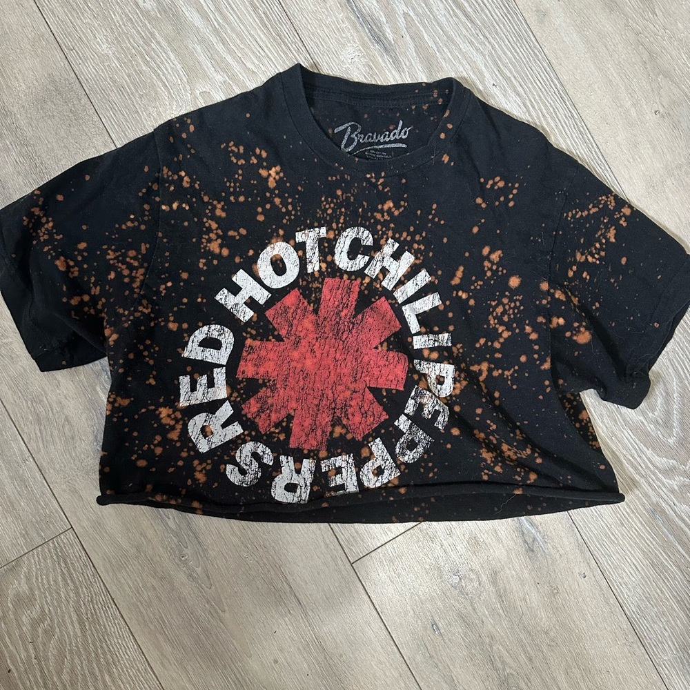 Red Hot Chili Peppers cropped tee